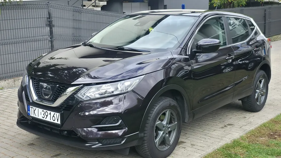 NISSAN Qashqai -