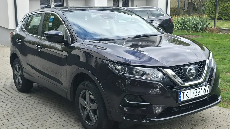 NISSAN Qashqai -