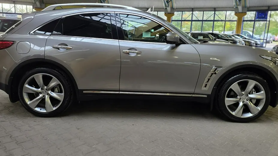 INFINITI EX -