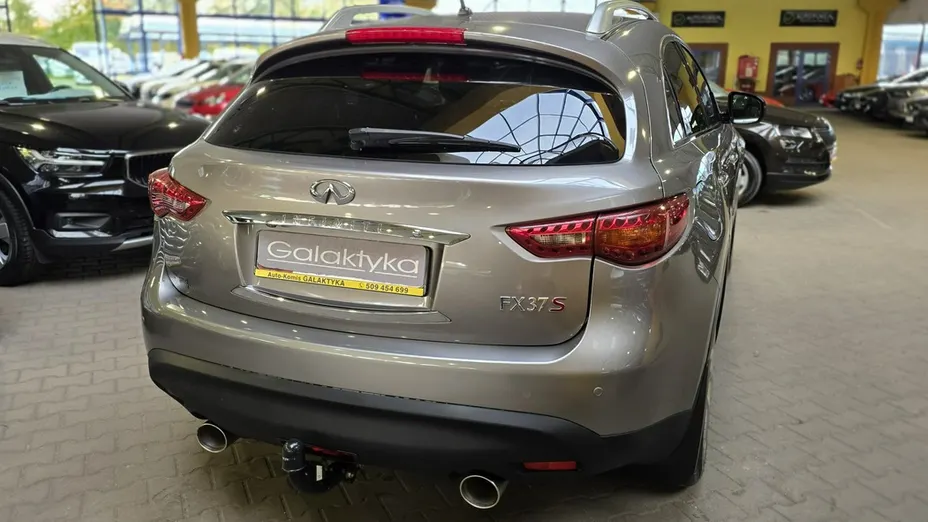 INFINITI EX -