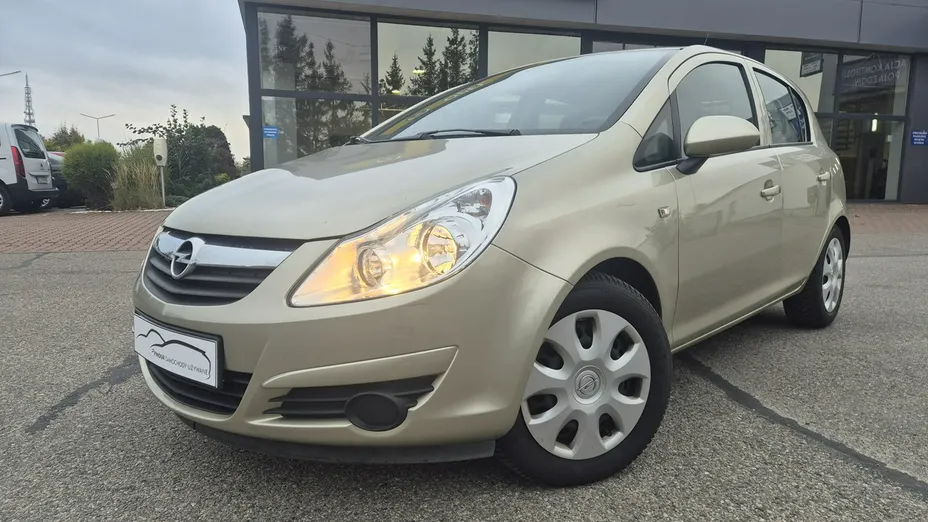 OPEL Corsa -