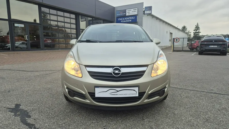 OPEL Corsa -