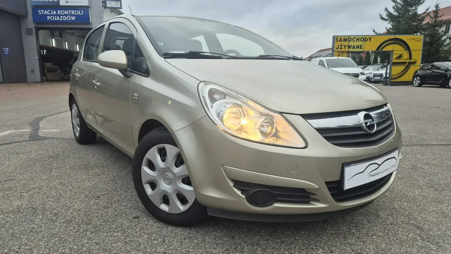 OPEL Corsa -