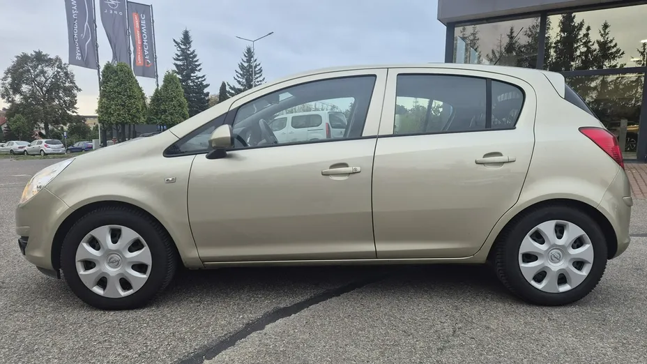 OPEL Corsa -