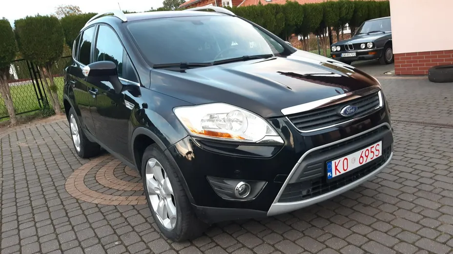 FORD Kuga -