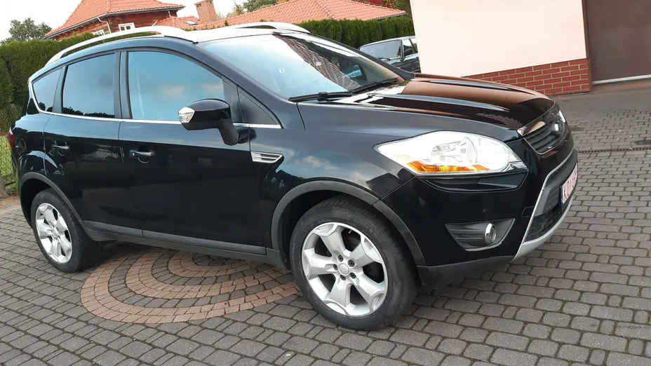 FORD Kuga -