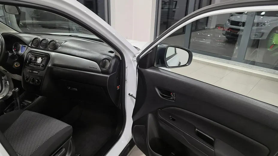 SUZUKI Vitara -