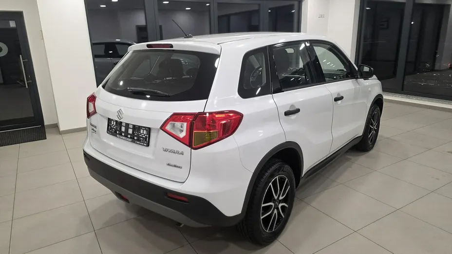 SUZUKI Vitara -
