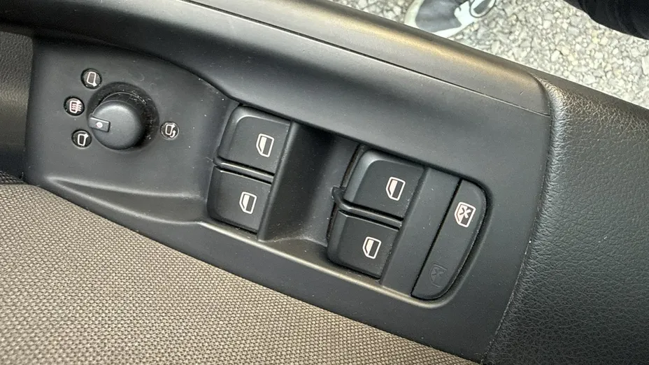 AUDI Q3 -