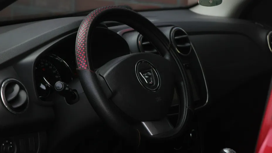 DACIA Logan -