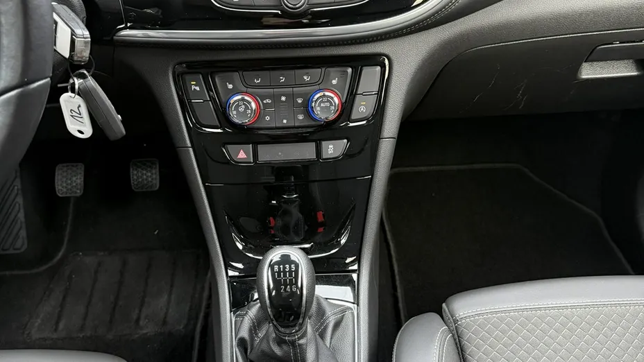 OPEL Mokka -