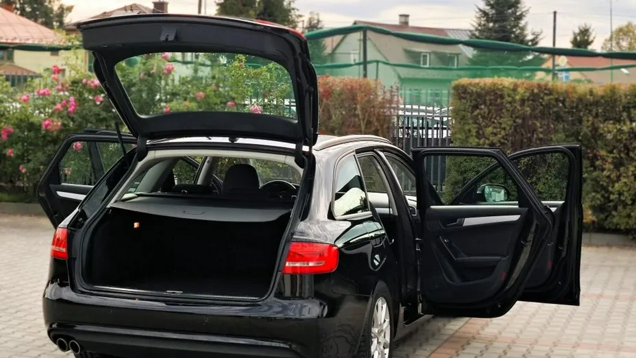 AUDI A4 Avant -