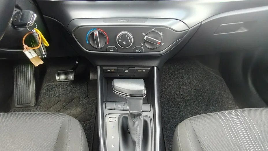 HYUNDAI Bayon -