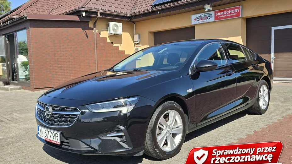 OPEL Insignia -