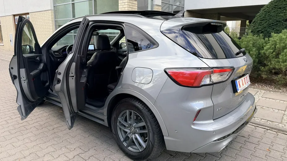 FORD Kuga -