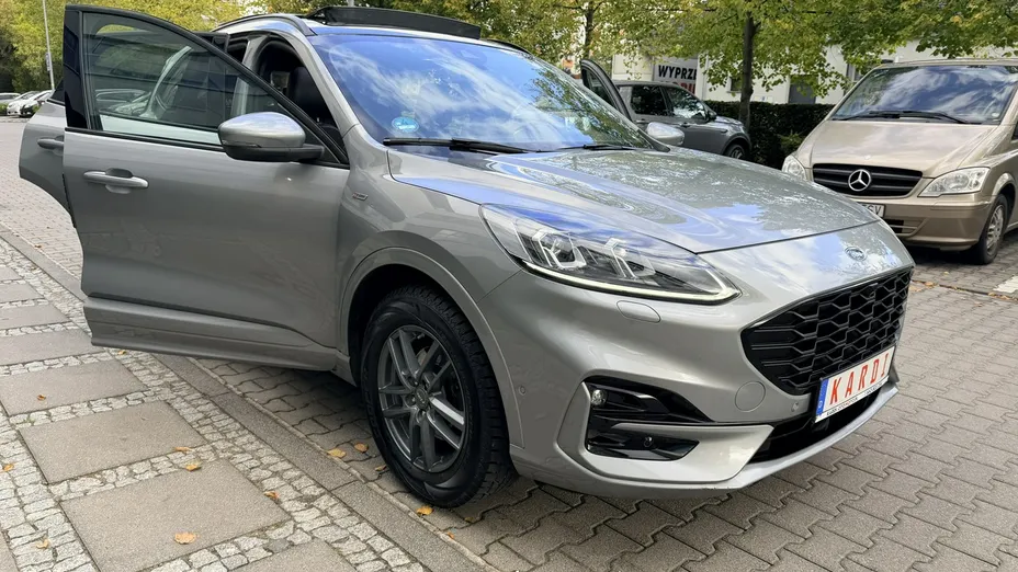 FORD Kuga -