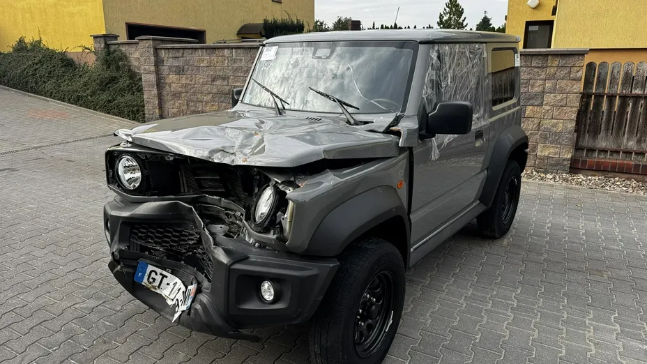 SUZUKI Jimny -