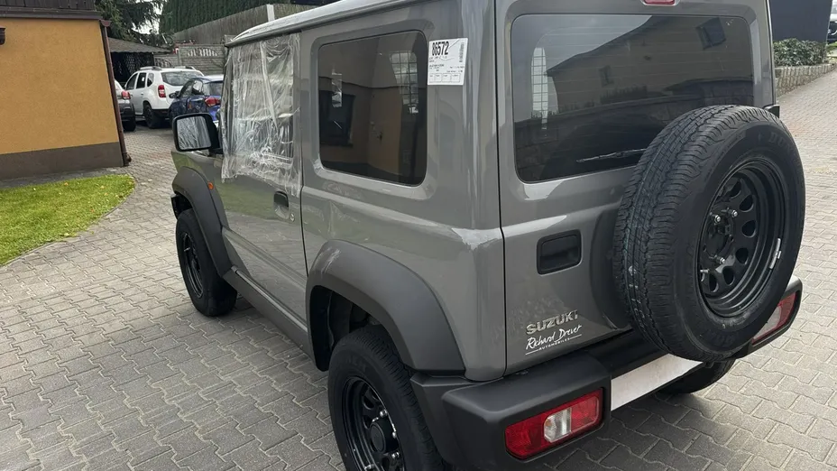 SUZUKI Jimny -