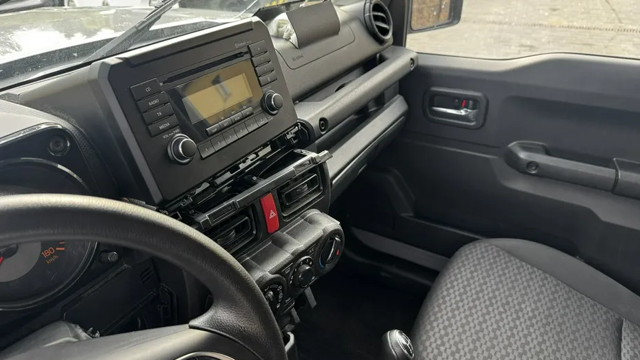 SUZUKI Jimny -