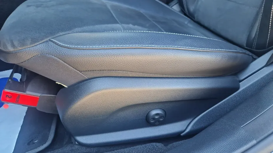 MERCEDES-BENZ E Klasa -