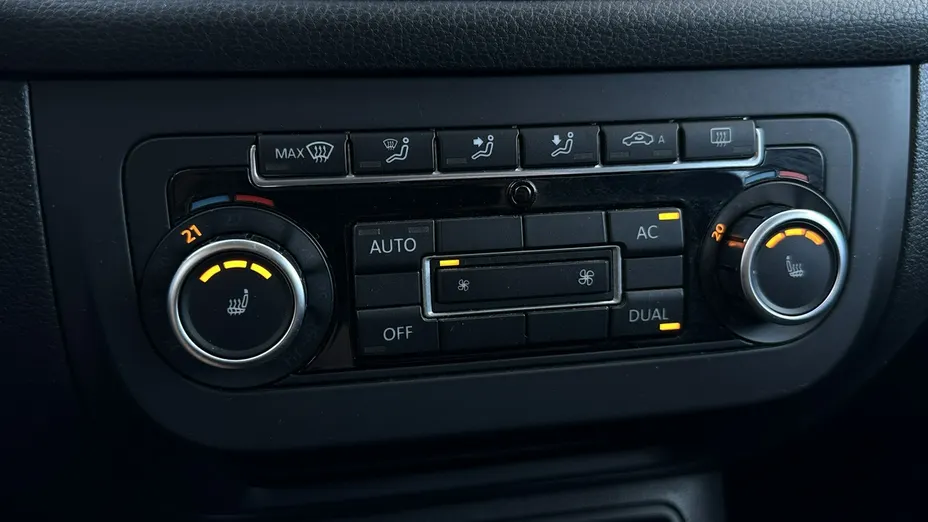 VOLKSWAGEN Golf Plus -