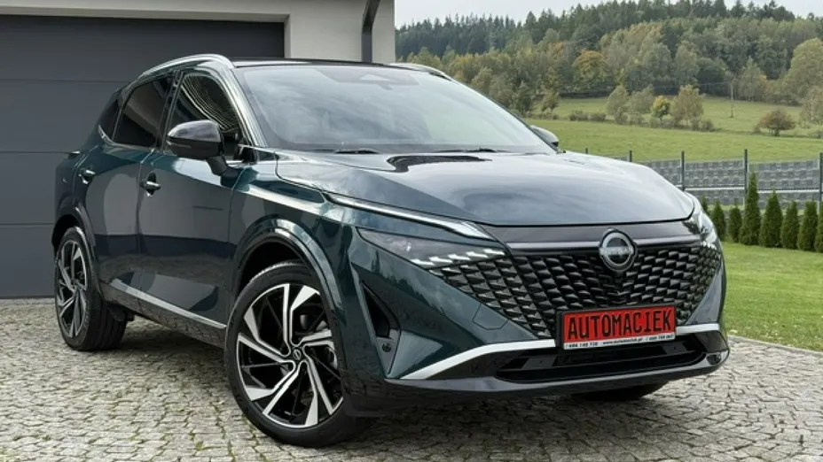NISSAN Qashqai -