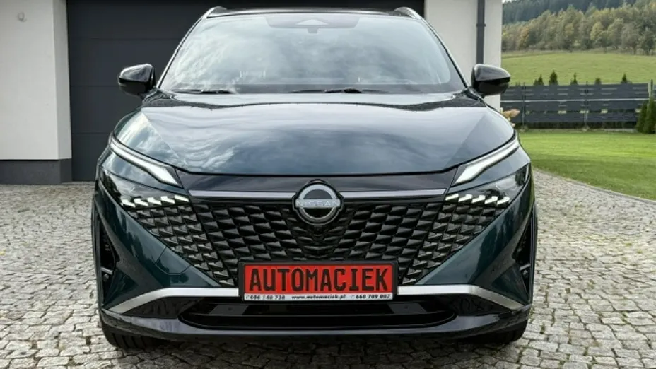 NISSAN Qashqai -