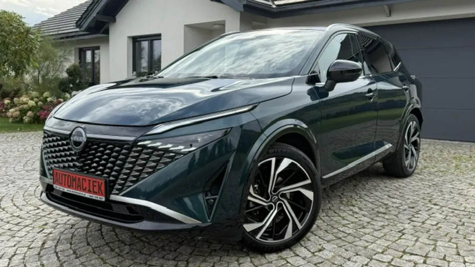 NISSAN Qashqai -