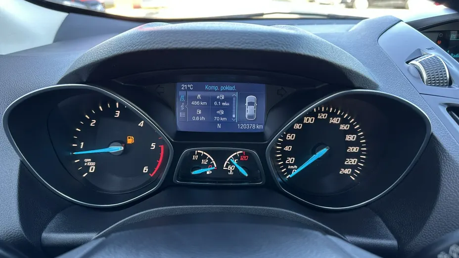 FORD Kuga -