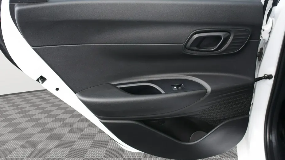 HYUNDAI i20 -