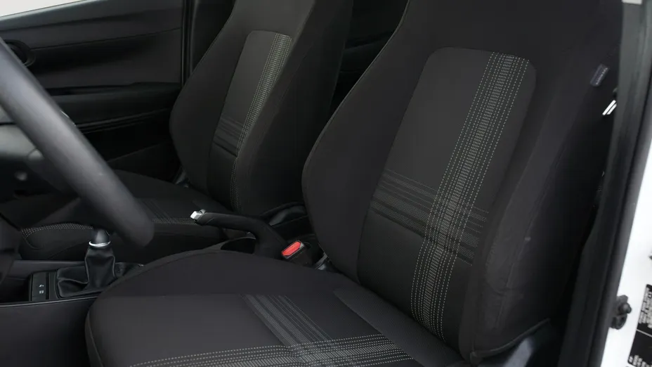 HYUNDAI i20 -