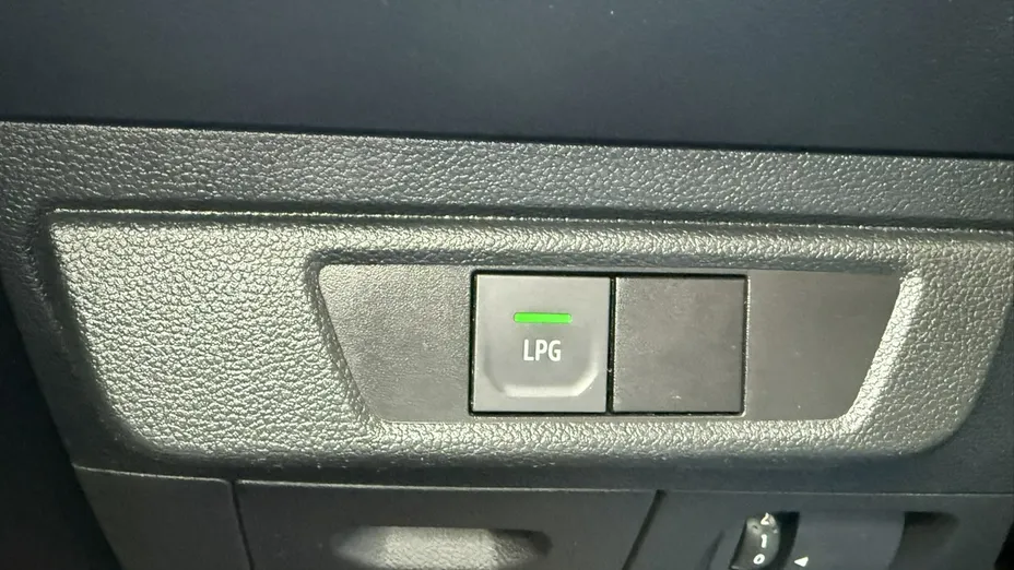 DACIA Sandero -