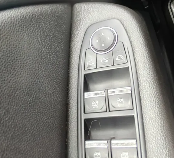 RENAULT Clio -