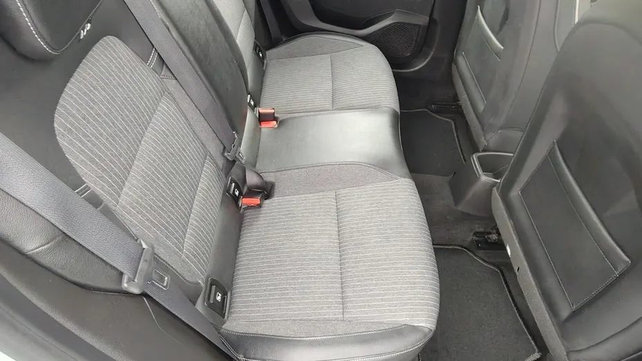 RENAULT Clio -