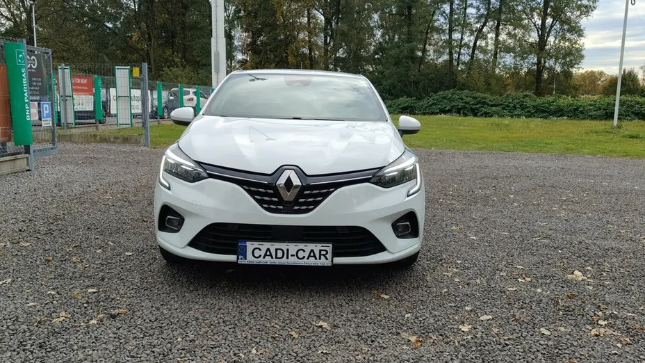 RENAULT Clio -