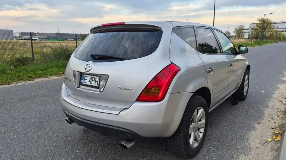 NISSAN Murano -