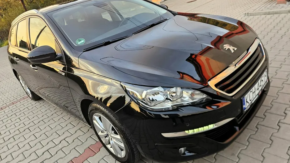 PEUGEOT 308 -