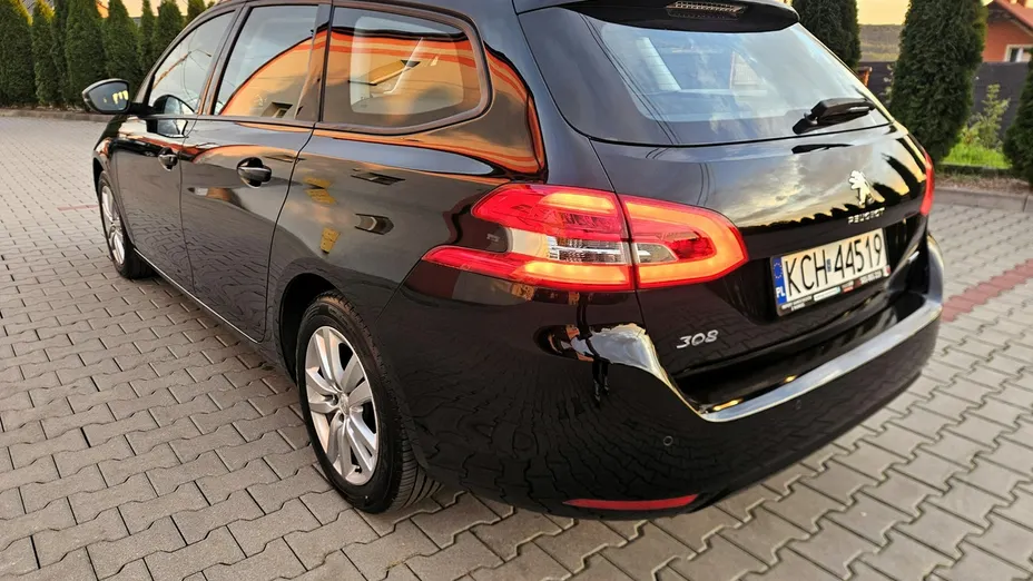 PEUGEOT 308 -