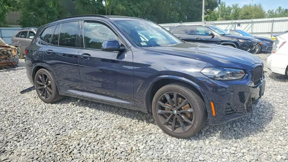 BMW X3 -