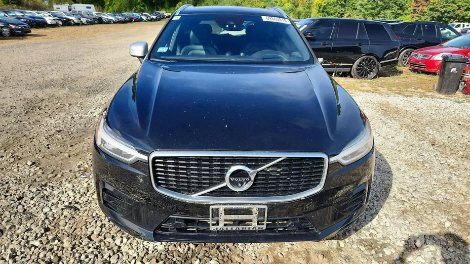 VOLVO XC60 -