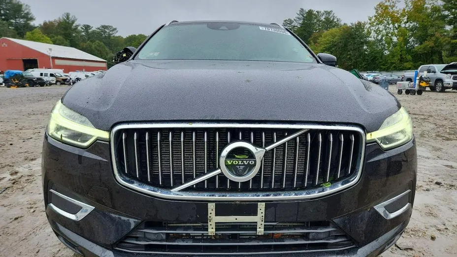 VOLVO XC60 -