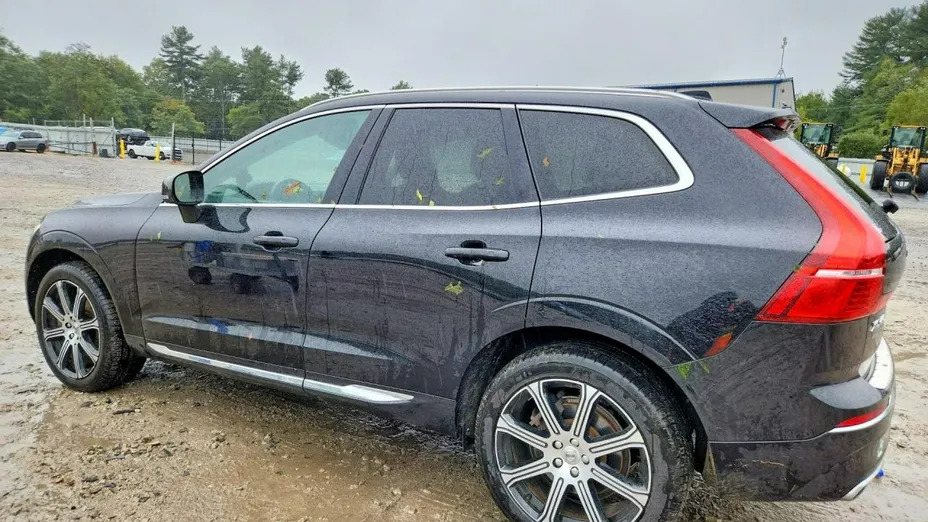 VOLVO XC60 -