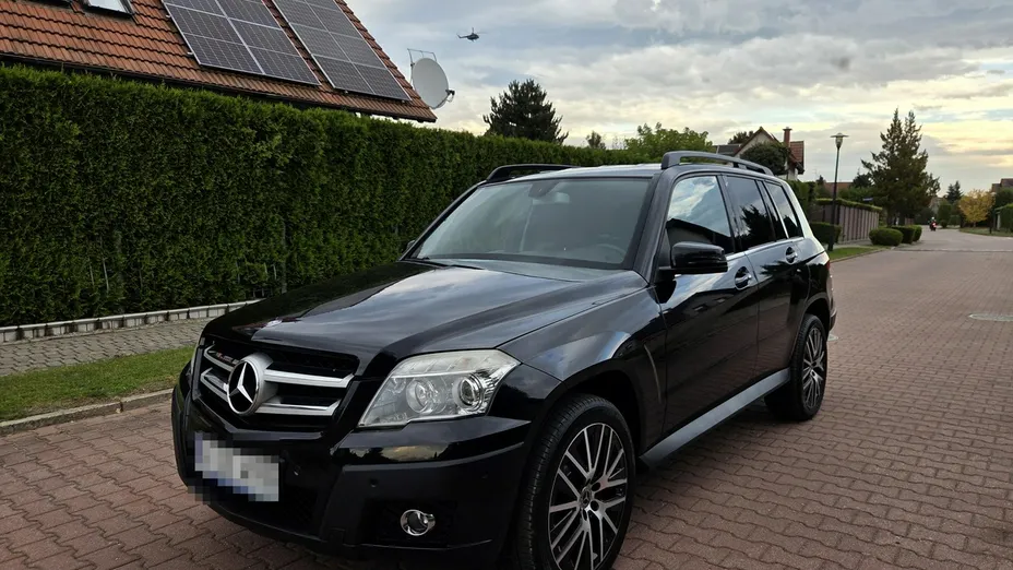 MERCEDES-BENZ GLK -