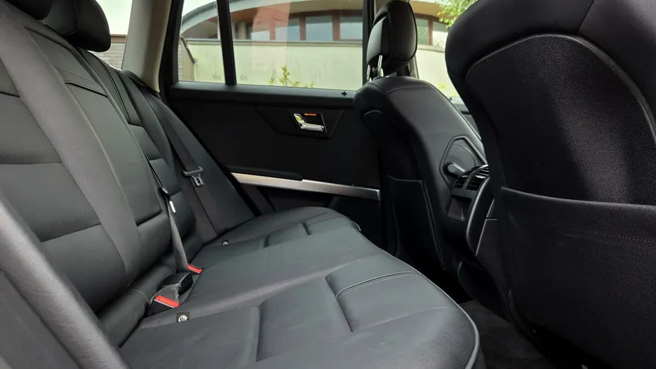 MERCEDES-BENZ GLK -