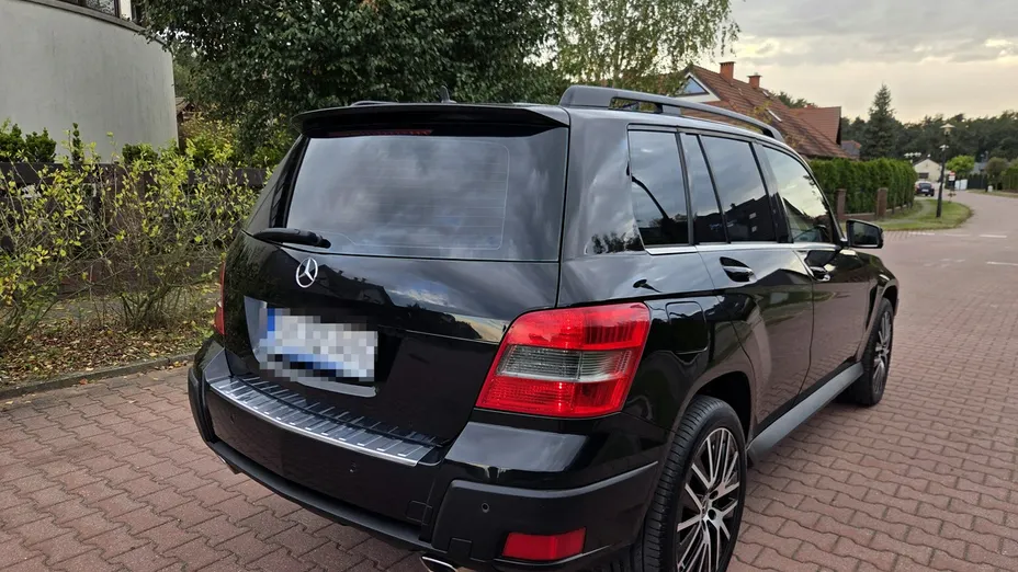 MERCEDES-BENZ GLK -