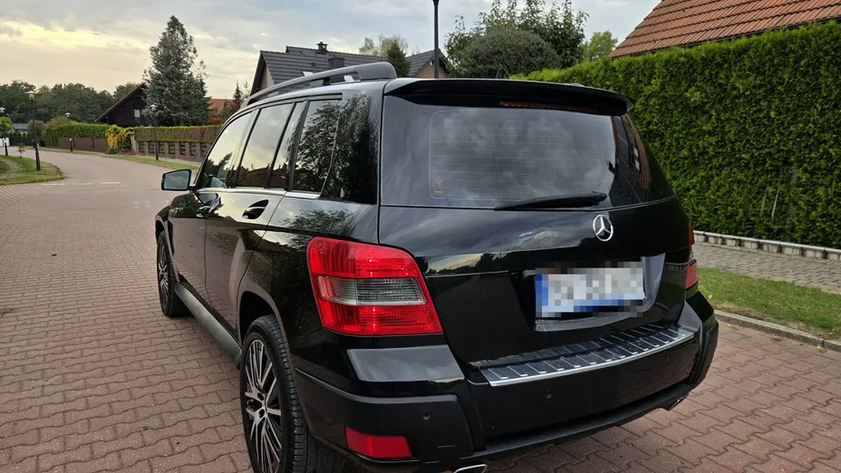 MERCEDES-BENZ GLK -