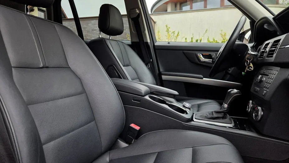 MERCEDES-BENZ GLK -