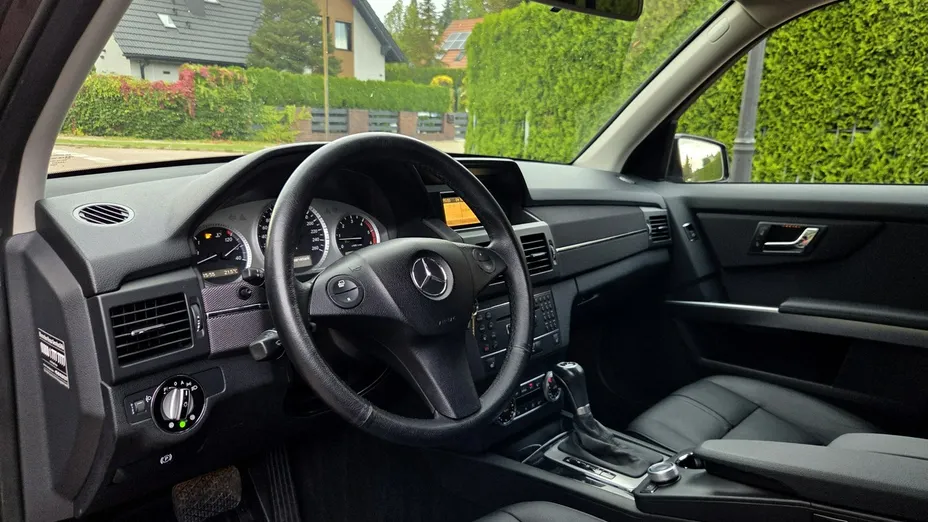 MERCEDES-BENZ GLK -