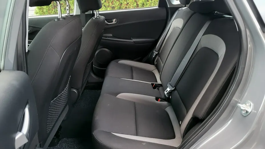HYUNDAI Kona -