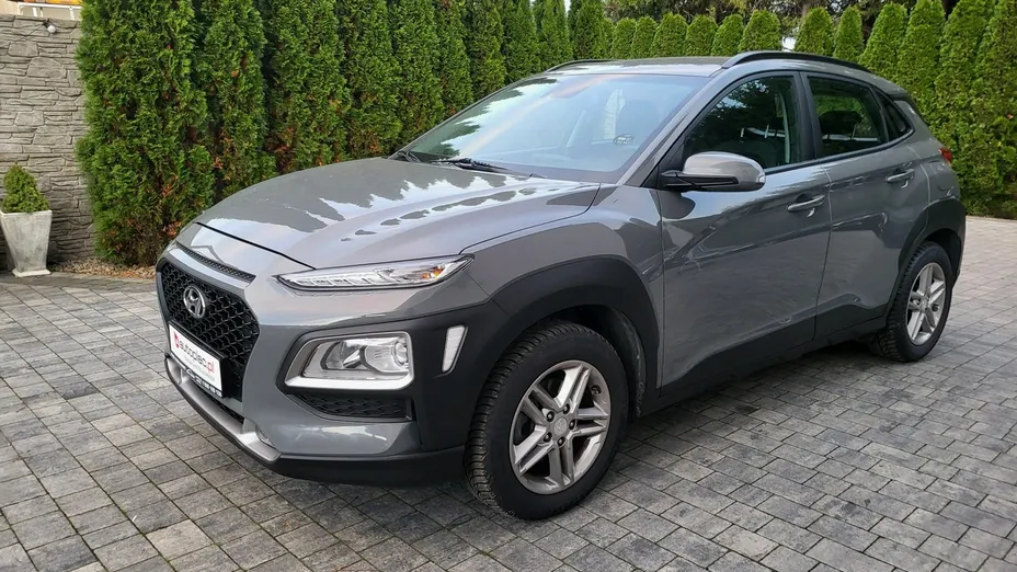 HYUNDAI Kona -